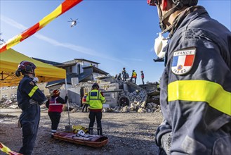 International disaster control exercise Magnitude with more than 1000 rescuers. They are rehearsing