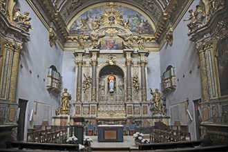 Altar and interior of the church of Santa Maria dopra Minerva, Minerva Temple, Assisi, Umbria,