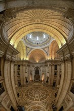 Church of Santa Engracia converted into National Pantheon, Central crossing and naves polychromed