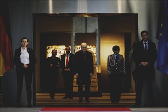 Olaf Scholz (SPD), Federal Chancellor, pictured in front of a joint meeting with Srettha Thavisin