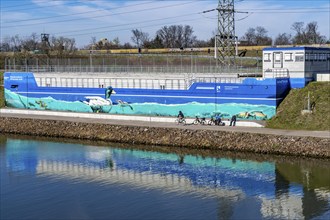 Stormwater overflow basin on Osterfelder Straße in Oberhausen, on the Rhine-Herne Canal and the