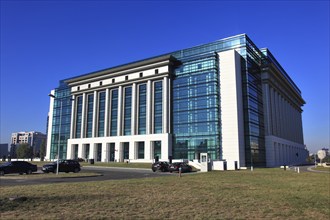 Bucharest, city centre, modern building at Bulevardul Unirii, Finalizarea constructiea,