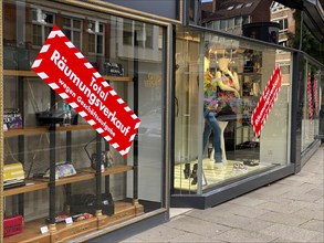 Clearance sale, business closure, fashion shop in the old town centre of Bremen, Germany, Europe