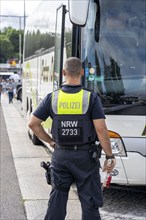 State-wide checks on tourist traffic on the motorways in North Rhine-Westphalia by police and