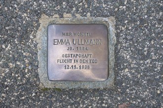 Stumbling stone, remembrance of Jewish fellow citizens who were persecuted, murdered and deported