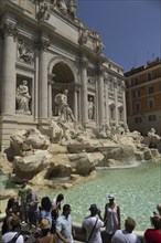 Palazzo Poli, also Palazzo Conti, Trevi Fountain, Fontana di Trevi, Rome, Italy, Europe