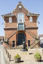 'The Drums of Fore and Aft' drummer boy sculpture by Arnold, Earl of Albemarle, Shire Hall, Market