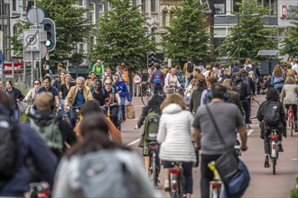 Central cycle path on Smakkelaarskade, at Utrecht Centraall station, in the centre of Utrecht,