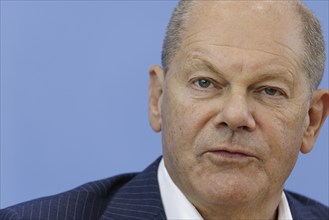 Olaf Scholz (SPD), Federal Chancellor, on his way to the Federal Press Conference, bpk, Federal