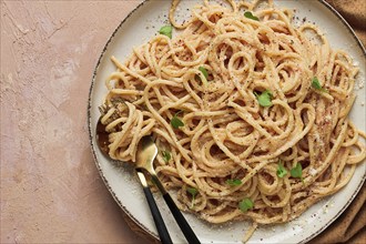 Spaghetti carbonara, in creamy garlic sauce, pasta in white sauce, homemade, no people