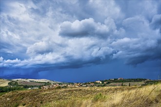 Landscape near Torrenieri, Tuscany, Italy, Europe