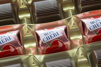 Mon Chéri, chocolates from the Italian manufacturer Ferrero, liqueur, cherry