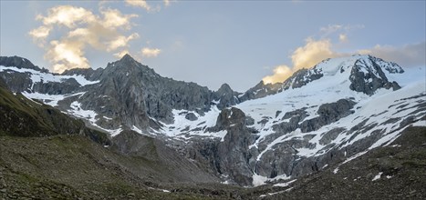 Rocky and glaciated mountain peaks at sunrise, summit Furtschaglspitze and Großer Möseler with