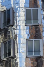 Gehry buildings, Media Harbour, Neuer Zollhof, Düsseldorf, North Rhine-Westphalia, Germany, Europe