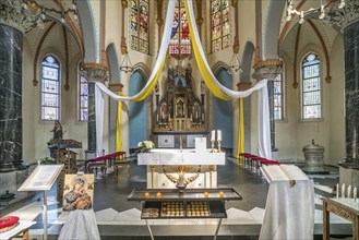 Interior of the Roman Catholic parish church of St Martinus, town of Zons, Dormagen, Lower Rhine,