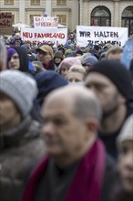 Federal Chancellor Olaf Scholz, SPD, attends the rally on the Alter Markt in Potsdam, Potsdam