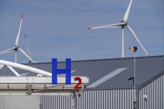 Hydrogen filling station in Antwerp, for cars and lorries, H2 lettering, Belgium, Europe