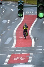 The new environmental lane on Schützenbahn street in Essen city centre, cyclists and buses have