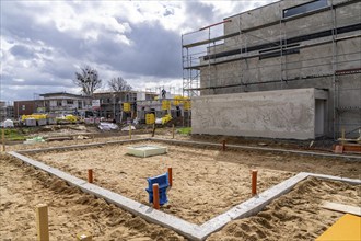 New development district, around 140 detached and semi-detached villas being built in the south of