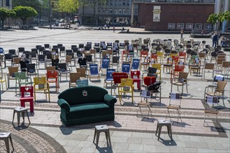 Campaign 1, 000 empty chairs, with which restaurateurs, nationwide, want to draw attention to the