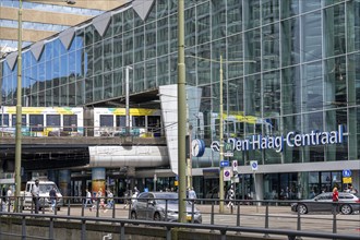 Public transport connections to The Hague Central Station, Centraal Station, Rijnstraat, city