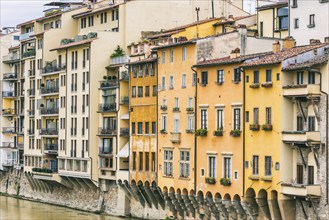 House facades, old town, Ponte Vecchio, architecture, historical, history, culture, city trip,