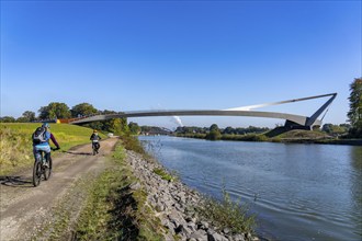 New bridge over the Rhine-Herne Canal and the Emscher, leap over the Emscher, bicycle and