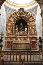 Gold work on the altars of the Cathedral Se, Sedos Episcopalis, in Faro, Algarve, Portugal, Europe