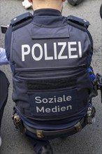 Police officer, public relations, reports for the social media of the North Rhine-Westphalia police