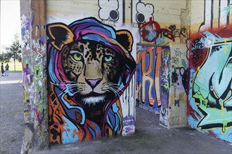 Leopard in hoodie, graffiti, street art, Rheinpark Duisburg, North Rhine-Westphalia, Germany,