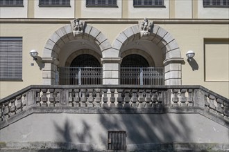 Main entrance with two archways of the Dürer-Gymnasiumm, built in 1833 under King Ludwig I, Sielstr