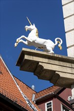 The old town centre of Lüneburg, central square Am Sande, with medieval gabled houses, Einhorn,