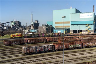 Coking plant of HKM, Hüttenwerke Krupp-Mannesmann in Duisburg-Hüttenheim, diesel locomotive with