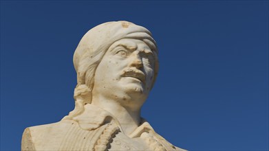 Marble bust, freedom fighter, partisan, soldier, Hatzimachalis Dalianis, Frangokastello, Venetian