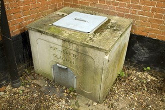 Traditional domestic coal bunker made by Rok-Crete of Clacton, UK