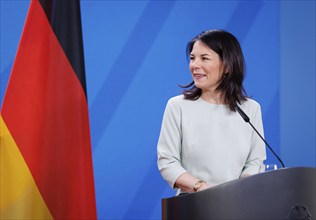 Annalena Bärbock, Federal Foreign Minister, photographed during a press conference in Berlin, 09.04