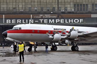 Aircraft at Tempelhof Airport, 1 day in front of the closure of flight operations, Berlin, 29