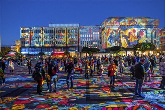 Essen Light Festival, in the city centre, light art on Kennedyplatz, the Berlin artist Daniel