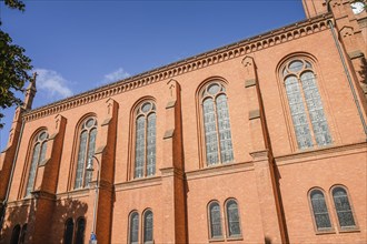 Church windows made from gin bottles, Zwölf-Apostel-Kirche, An der Apostelkirche, Schöneberg,