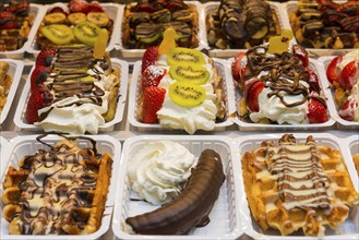 Belgian waffles and sweets, typical, calories, food, bakery, dessert, dessert, cream, traditional,