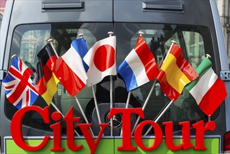 Bus for tourists for an international city tour, city trip, international, languages, tourism,