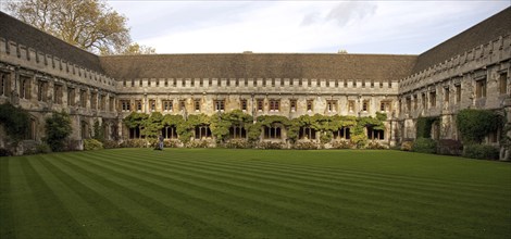 Quad of the Magdalen College of the Oxford University, Oxfordshire, England, UK