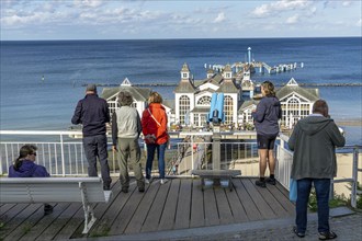 The pier of Sellin, 394 metres long, with restaurant, jetty, tourists, island of Rügen,