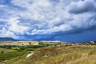 Landscape near Torrenieri, Tuscany, Italy, Europe