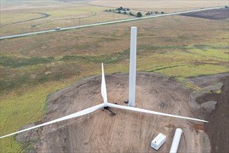 Balko, Oklahoma, A wind turbine being constructed in the Oklahoma panhandle