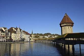 City view with Chapel Bridge, water tower on the Reuss, behind the Rigi, Old Town, Lucerne, Canton