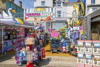 Pinky's Beach Shop on The Esplanade, Lowestoft, Suffolk, England, UK