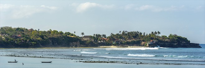 Fisherman in the bay of Nusa Lembongan, panorama, island, holiday island, beach, bay, sea bay,