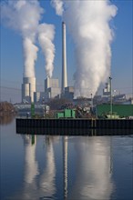 The STEAG combined heat and power plant in Herne-Baukau, hard coal-fired power plant, in front the