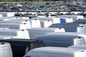 Car terminal in the inland port Logport I, in Duisburg on the Rhine, vehicle handling of new cars,